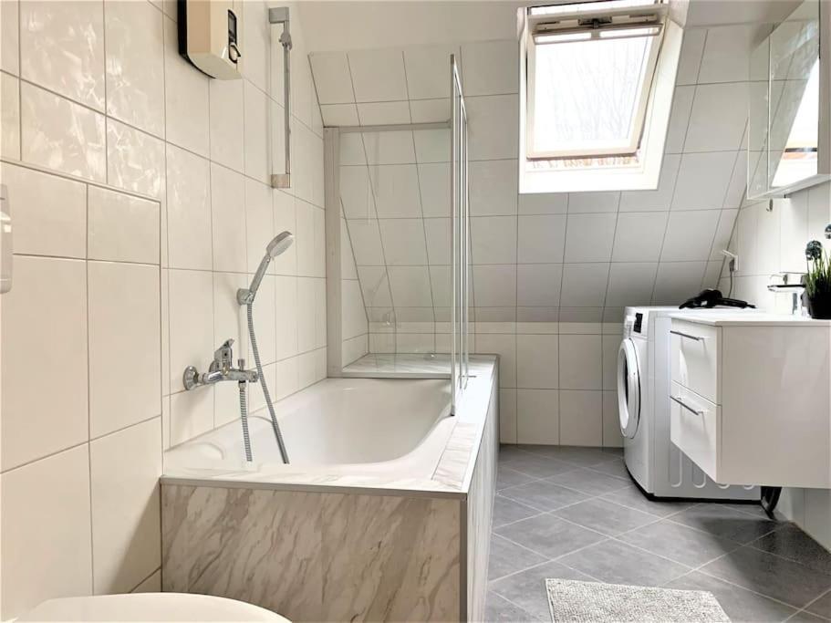 Appartement Uni-Klinikum- Zentrale Lage Von Holsterhausen à Essen Extérieur photo